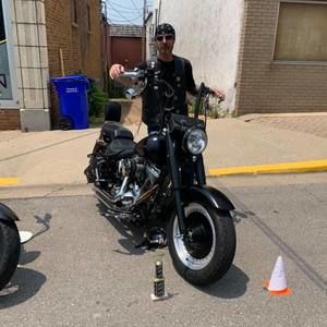 Meet your Posher, Travis